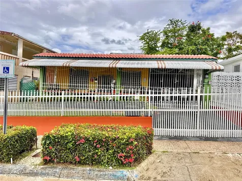 Bayamon PR 00956