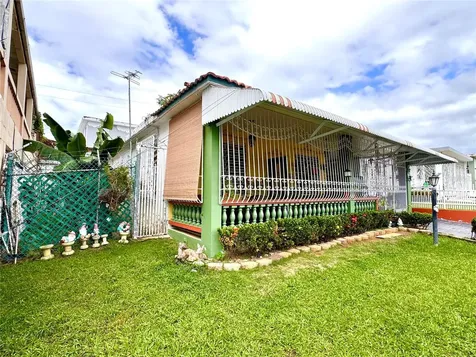 Bayamon PR 00956
