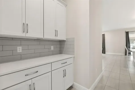 8373 Ludington Circle Orlando FL 32836