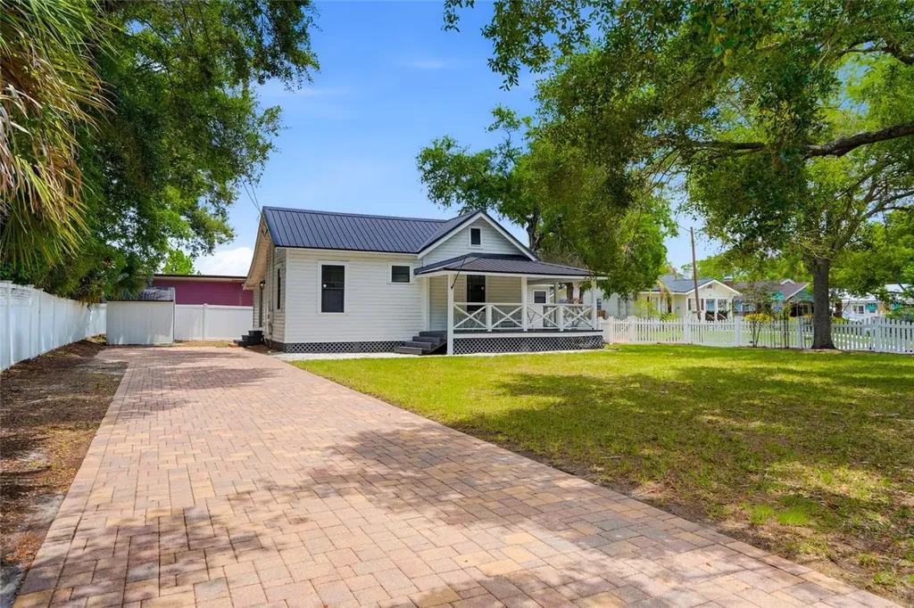 5602 N Ola Avenue Tampa FL 33604
