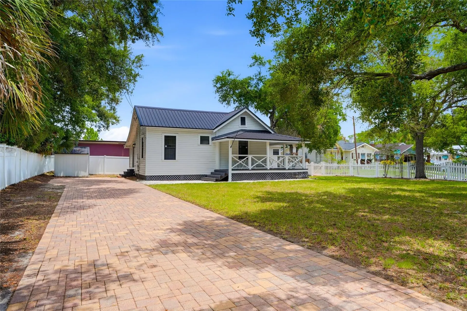 5602 N Ola Avenue Tampa FL 33604