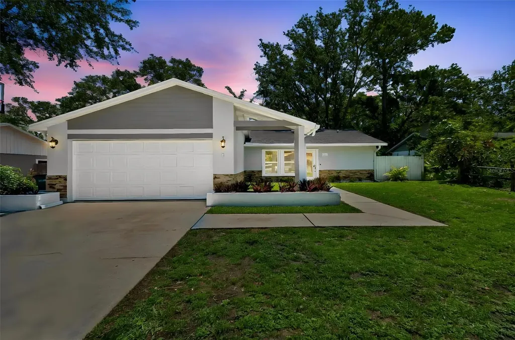 222 Lotus Drive Safety Harbor FL 34695