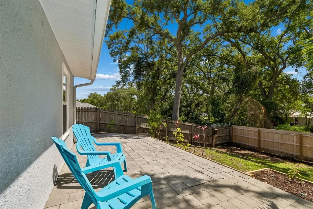 222 Lotus Drive Safety Harbor FL 34695