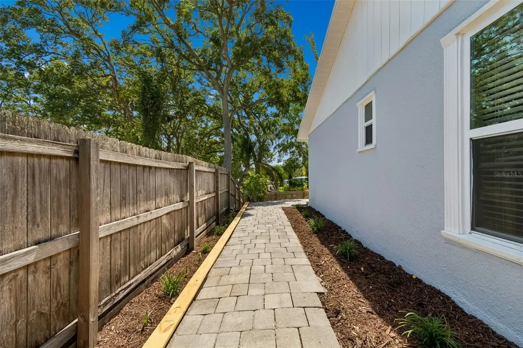 222 Lotus Drive Safety Harbor FL 34695