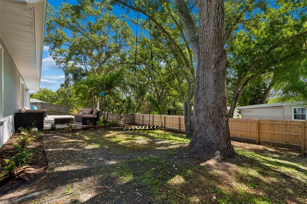 222 Lotus Drive Safety Harbor FL 34695