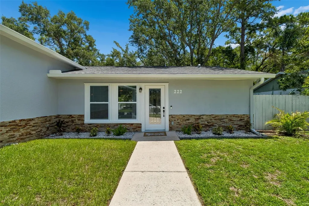 222 Lotus Drive Safety Harbor FL 34695