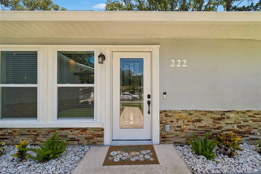 222 Lotus Drive Safety Harbor FL 34695