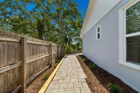 222 Lotus Drive Safety Harbor FL 34695