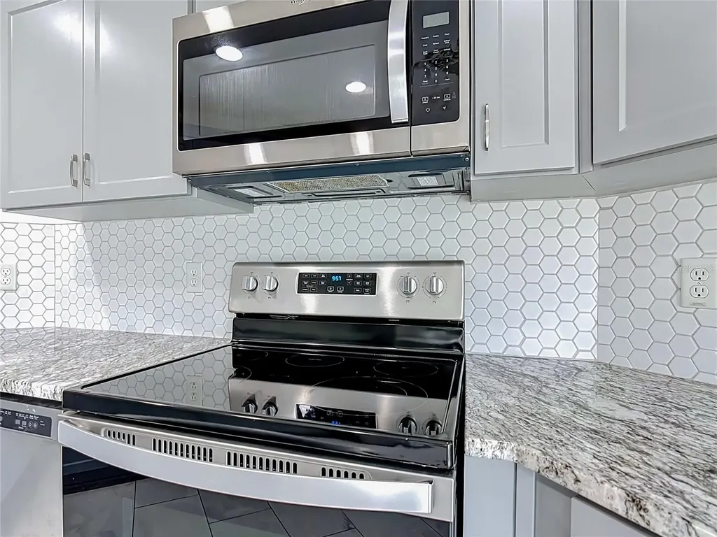 1009 Chalcedony Street Kissimmee FL 34744