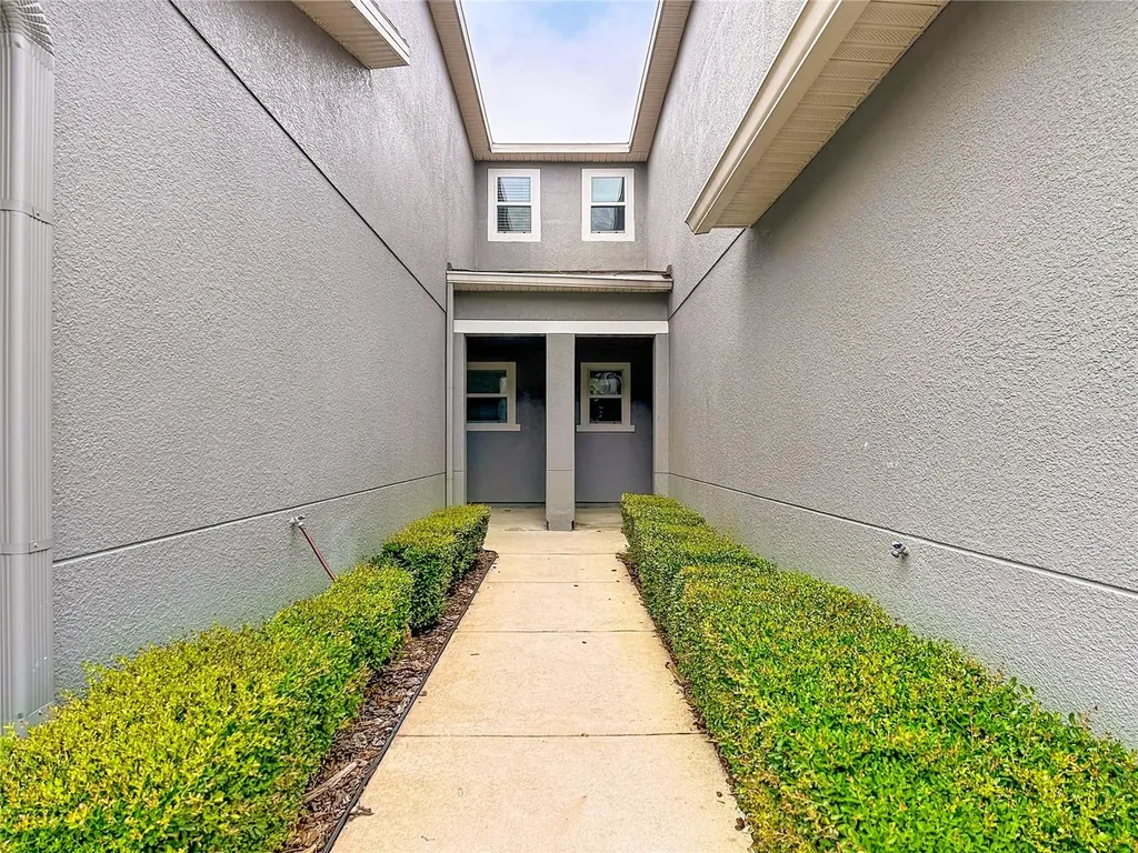 1009 Chalcedony Street Kissimmee FL 34744