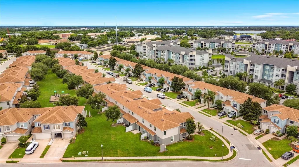 1009 Chalcedony Street Kissimmee FL 34744