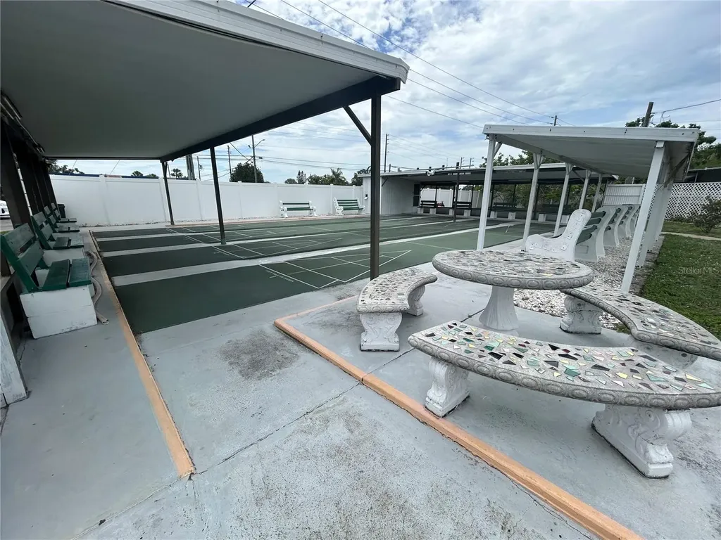 12674 Seminole Boulevard Largo FL 33778