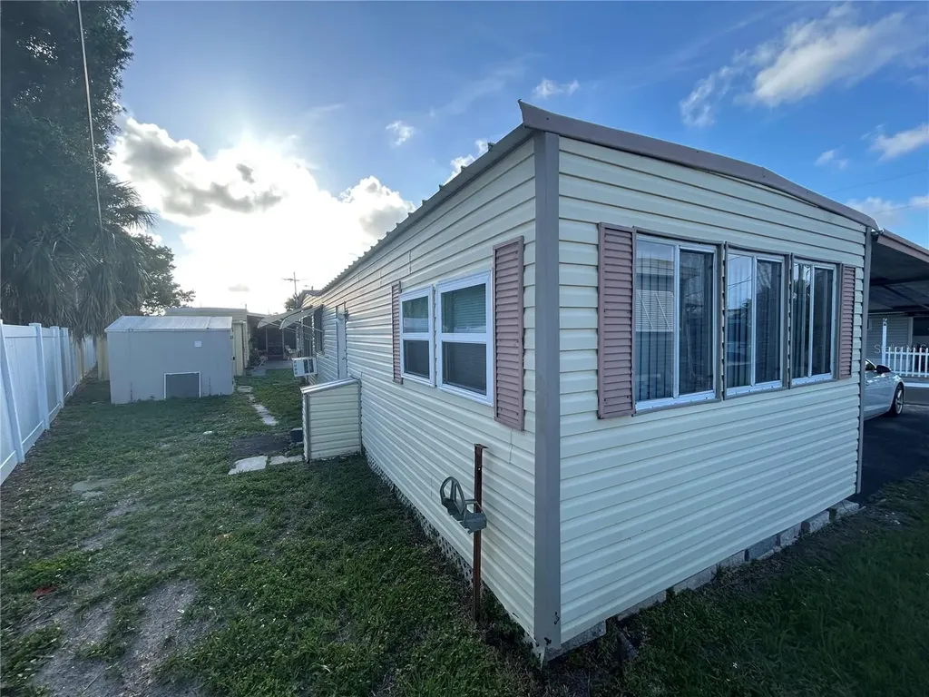 12674 Seminole Boulevard Largo FL 33778