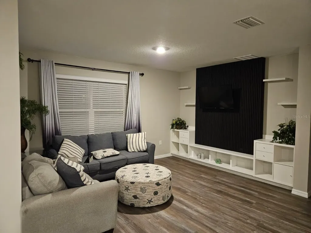 32650 Osprey Peak Way San Antonio FL 33576