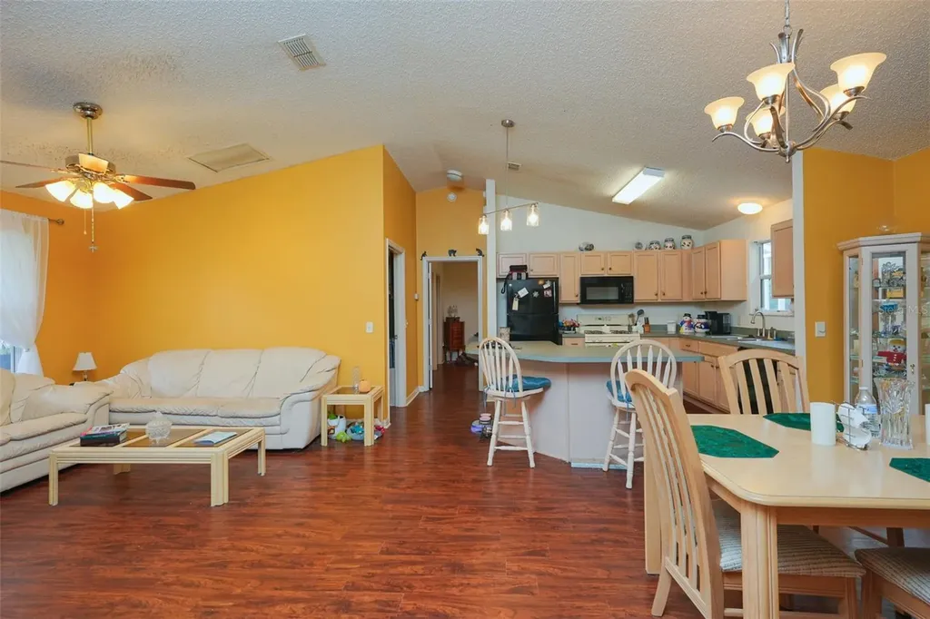 9345 SE 177th Simons Lane The Villages FL 32162