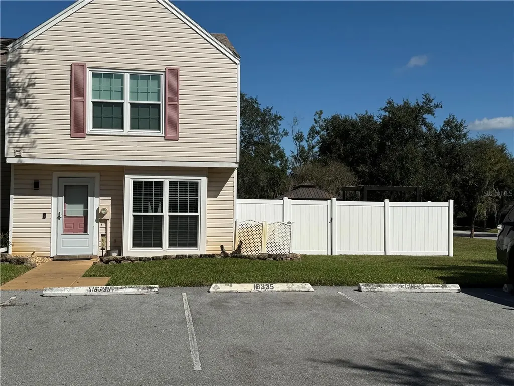 16335 Rambling Vine Drive W Tampa FL 33624
