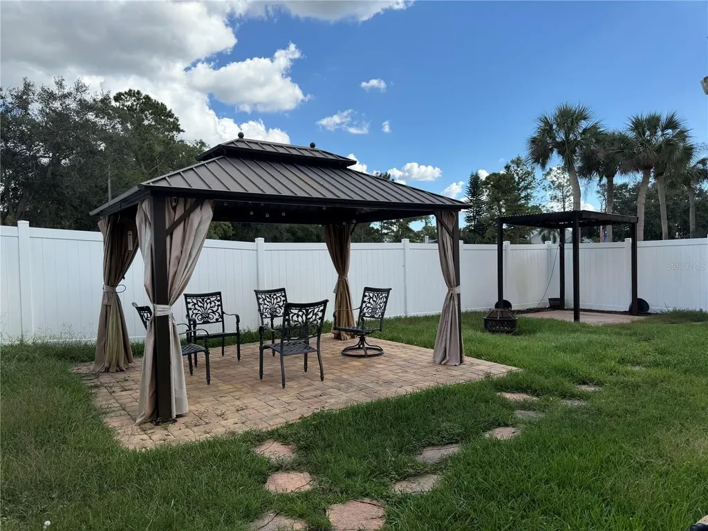 16335 Rambling Vine Drive W Tampa FL 33624