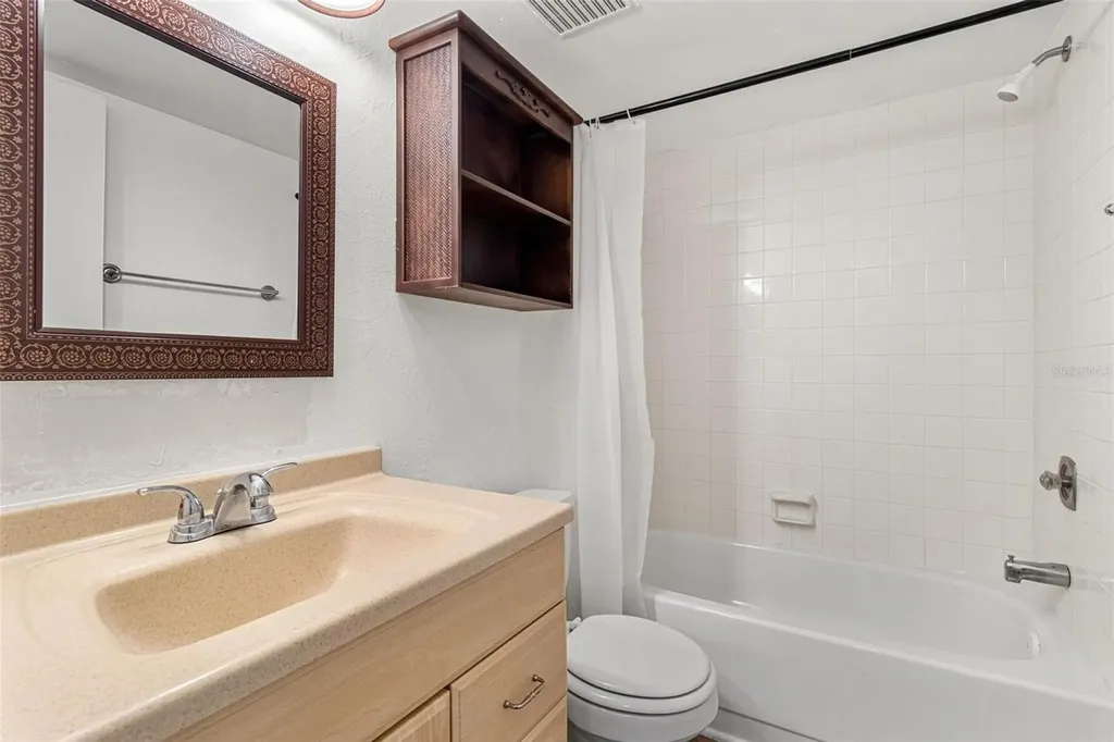 108 Woodlands Court Oldsmar FL 34677