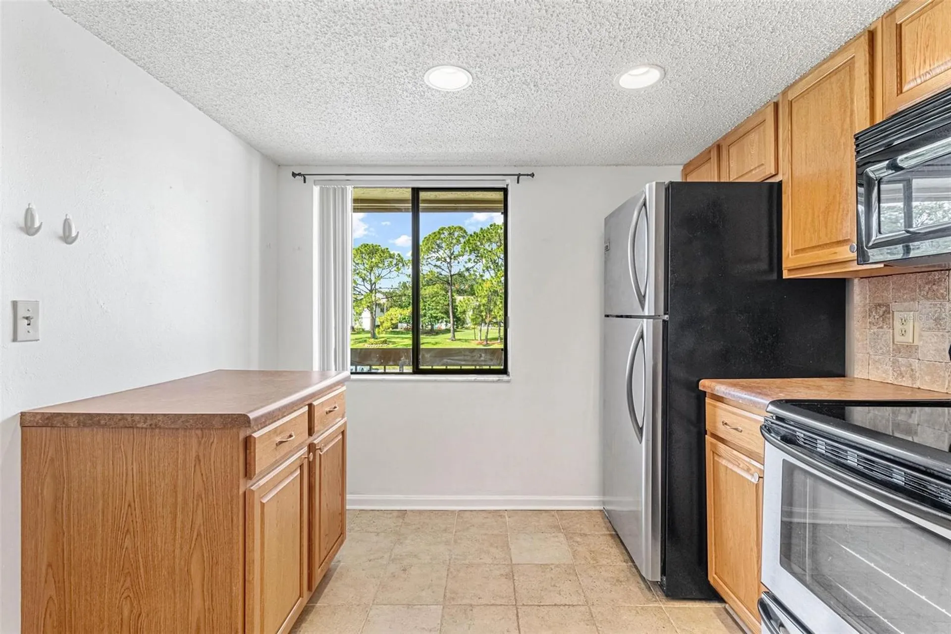 108 Woodlands Court Oldsmar FL 34677