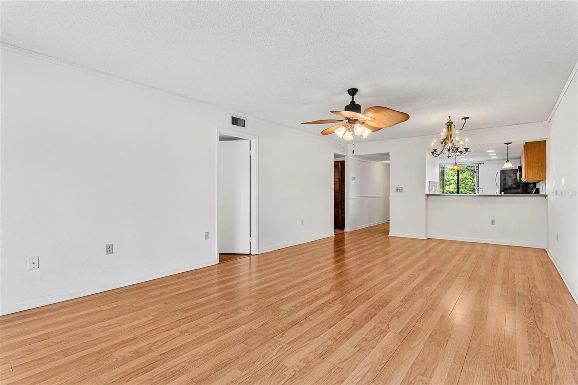 108 Woodlands Court Oldsmar FL 34677
