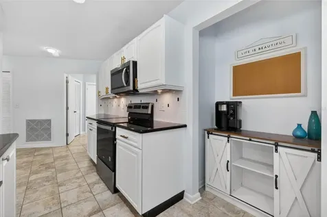 1472 73rd Circle NE St Petersburg FL 33702