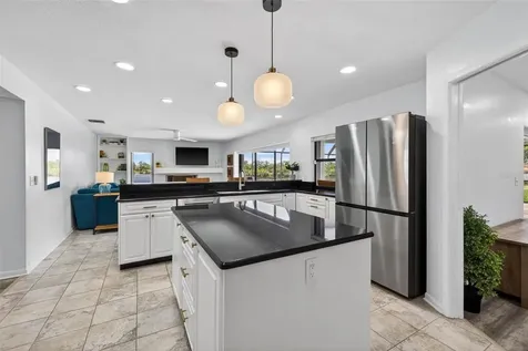 1472 73rd Circle NE St Petersburg FL 33702