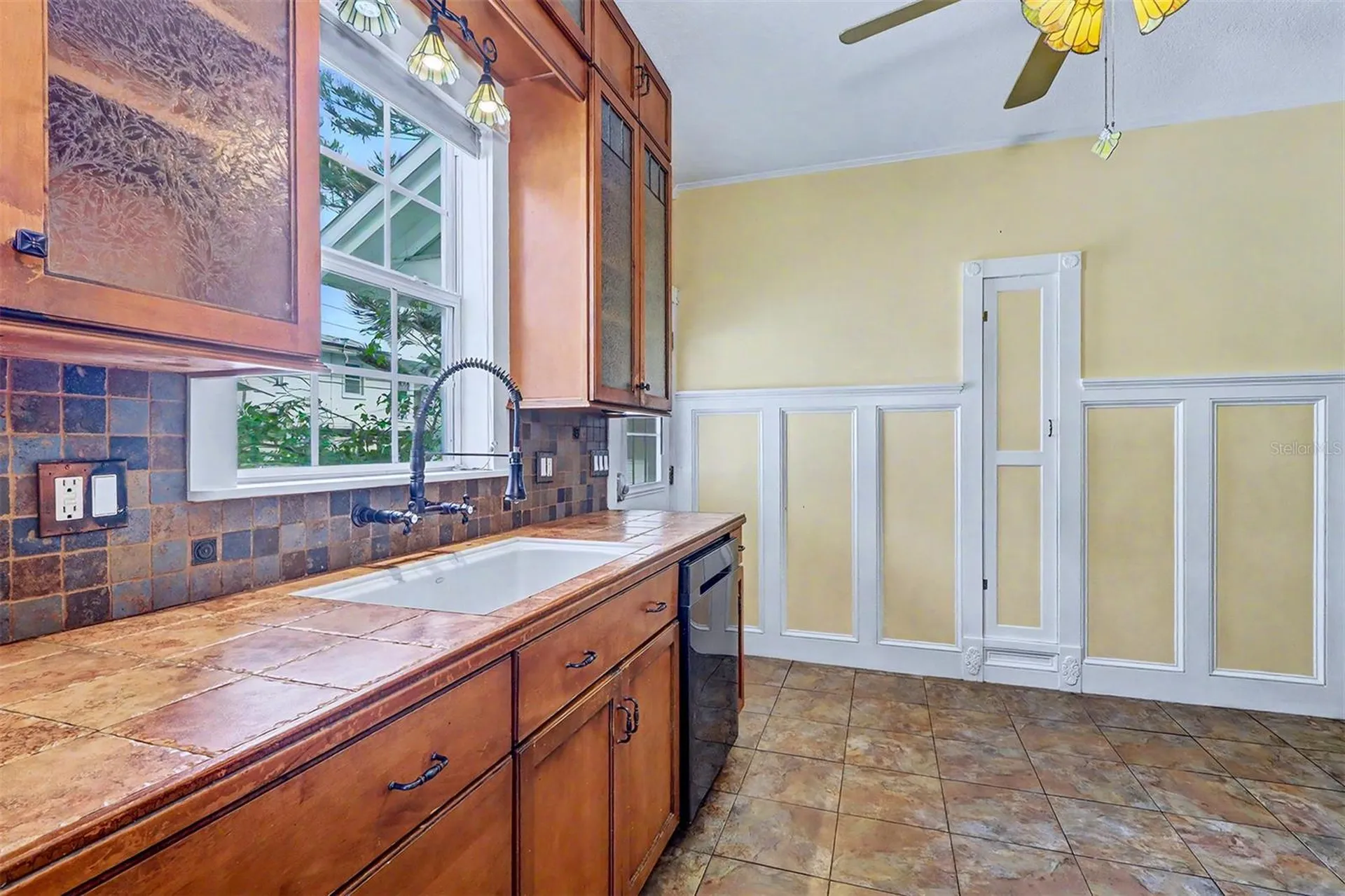 1127 22nd Avenue N St Petersburg FL 33704