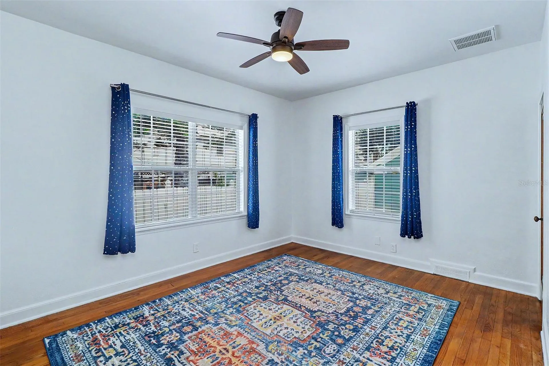 1127 22nd Avenue N St Petersburg FL 33704