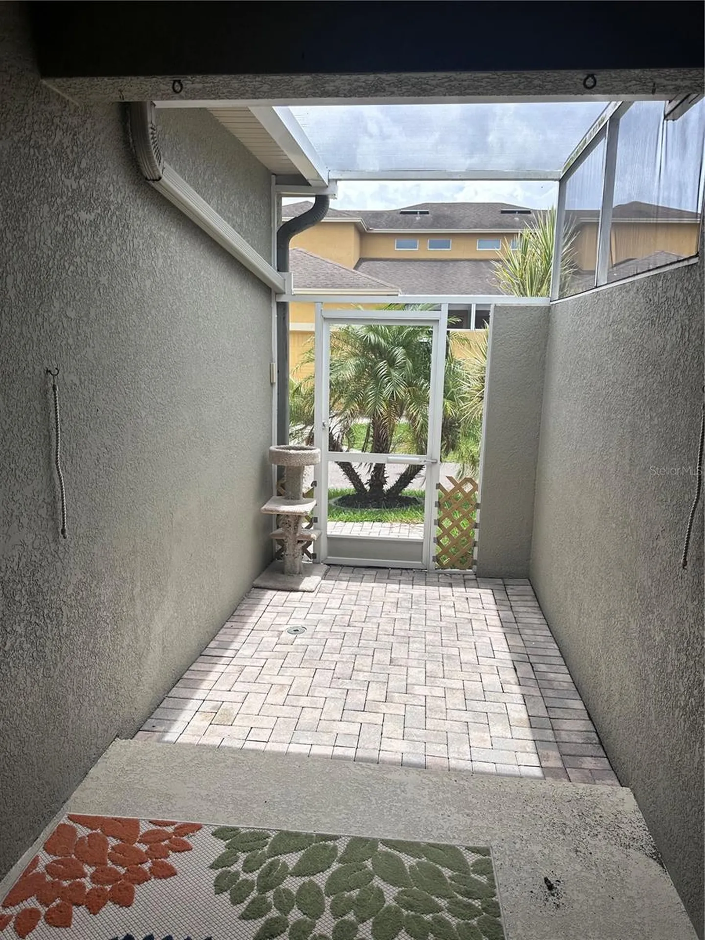 6928 Duffy Lane Tampa FL 33616