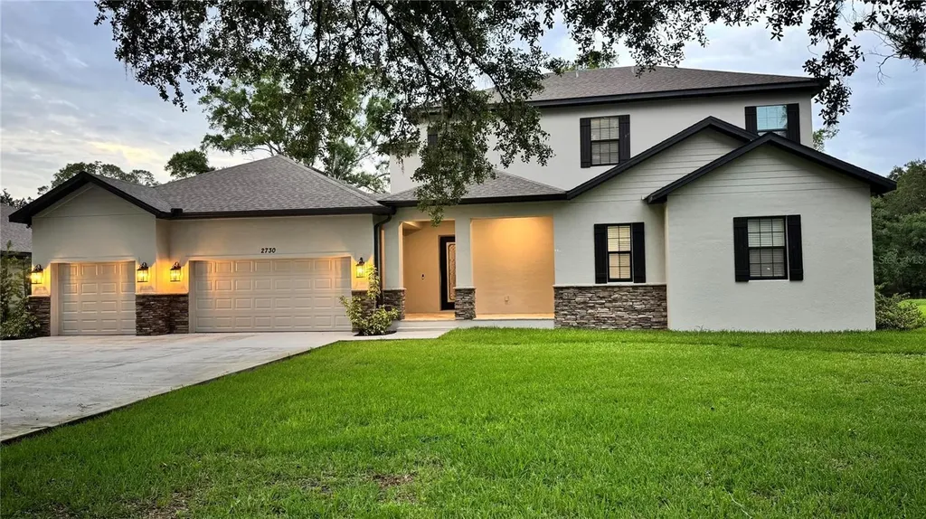 2730 Robertson Lutz FL 33559