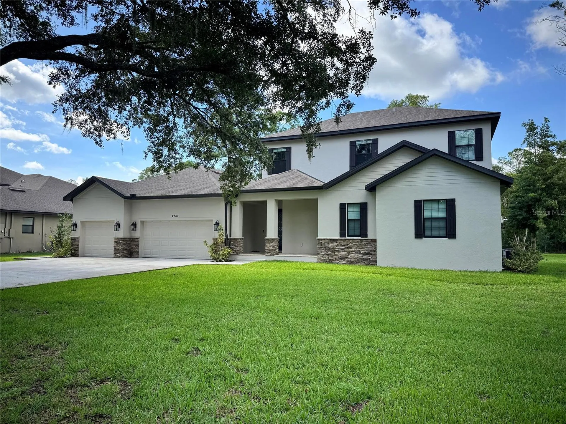 2730 Robertson Lutz FL 33559