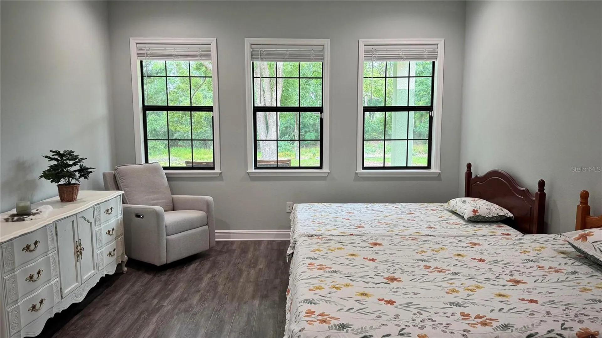 2730 Robertson Lutz FL 33559