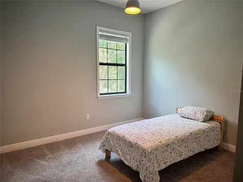 2730 Robertson Lutz FL 33559
