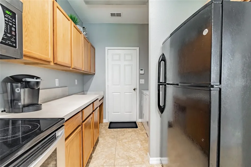 8116 Stone Path Way Tampa FL 33647