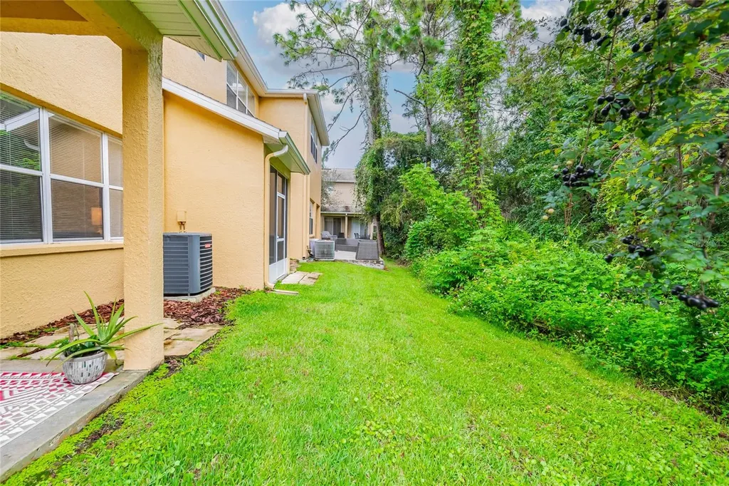 8116 Stone Path Way Tampa FL 33647
