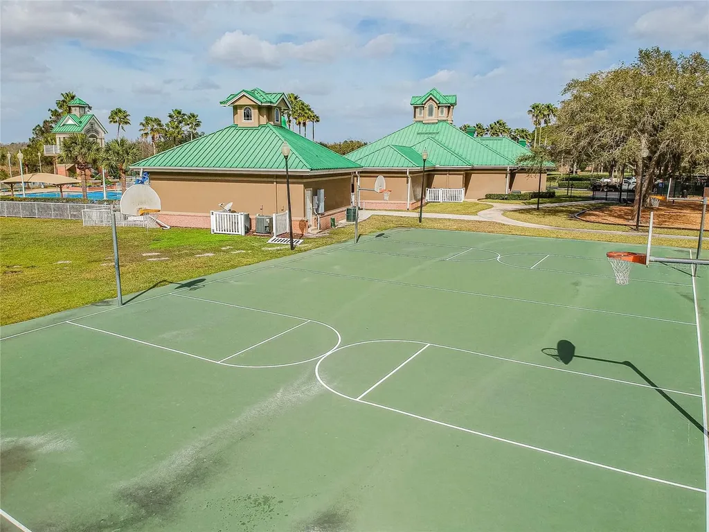8116 Stone Path Way Tampa FL 33647