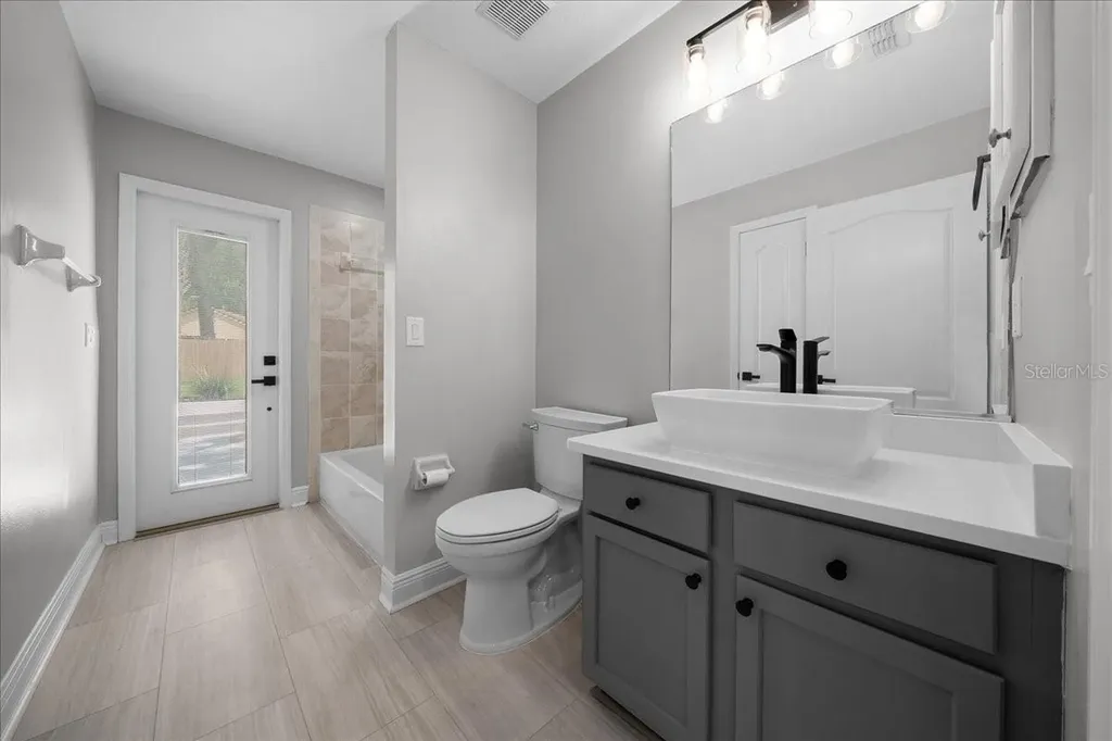 5413 SE 107th Street Belleview FL 34420