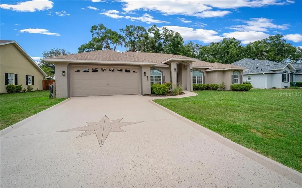 5413 SE 107th Street Belleview FL 34420