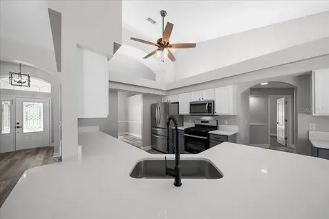 5413 SE 107th Street Belleview FL 34420