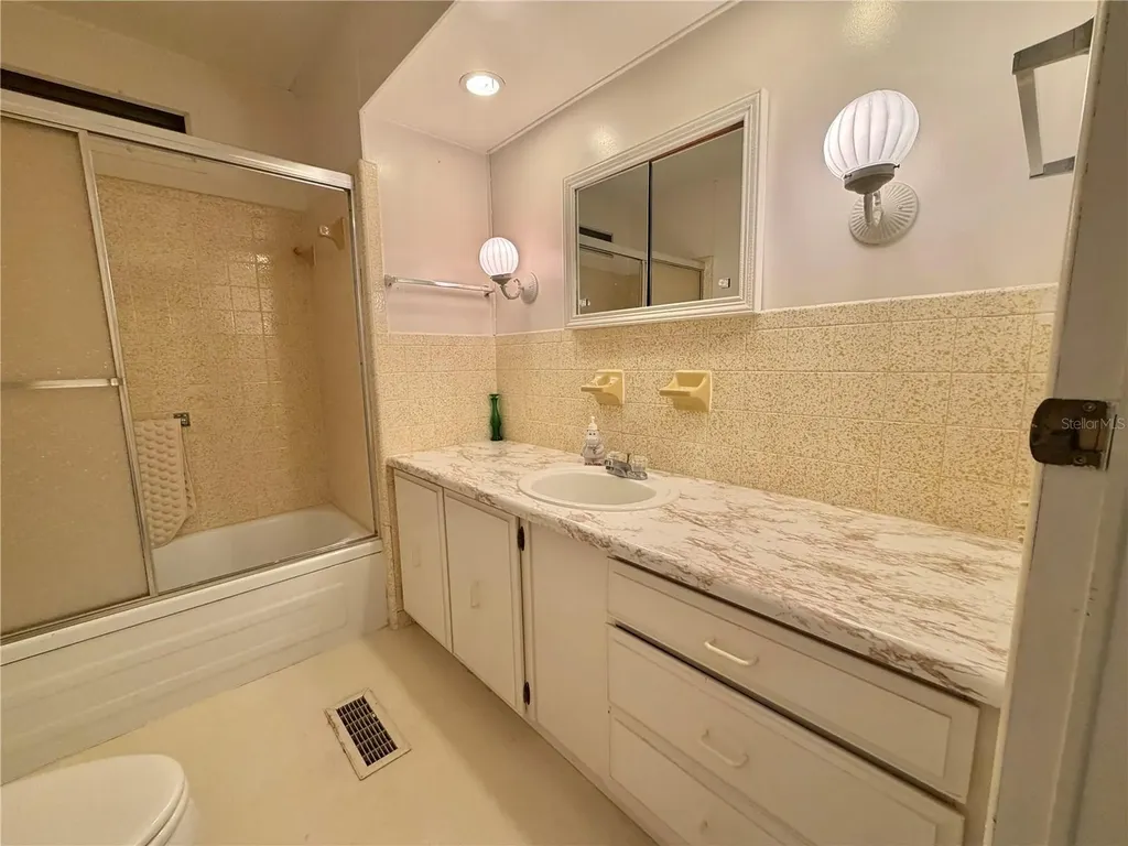 132 Tamarisk Way Leesburg FL 34748