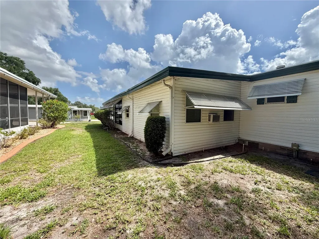 132 Tamarisk Way Leesburg FL 34748