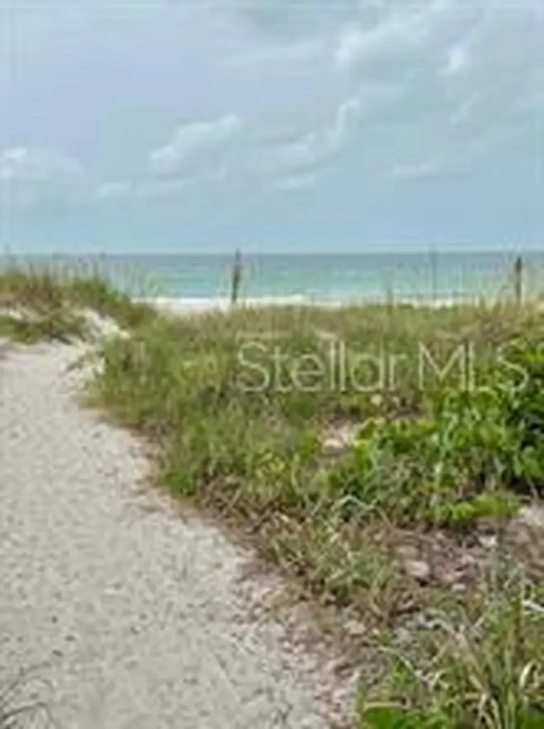 521 Neptune Avenue Longboat Key FL 34228