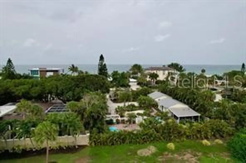 521 Neptune Avenue Longboat Key FL 34228