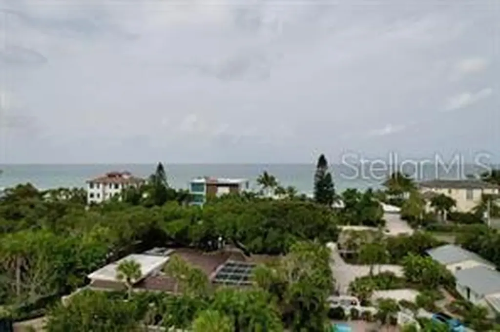 521 Neptune Avenue Longboat Key FL 34228