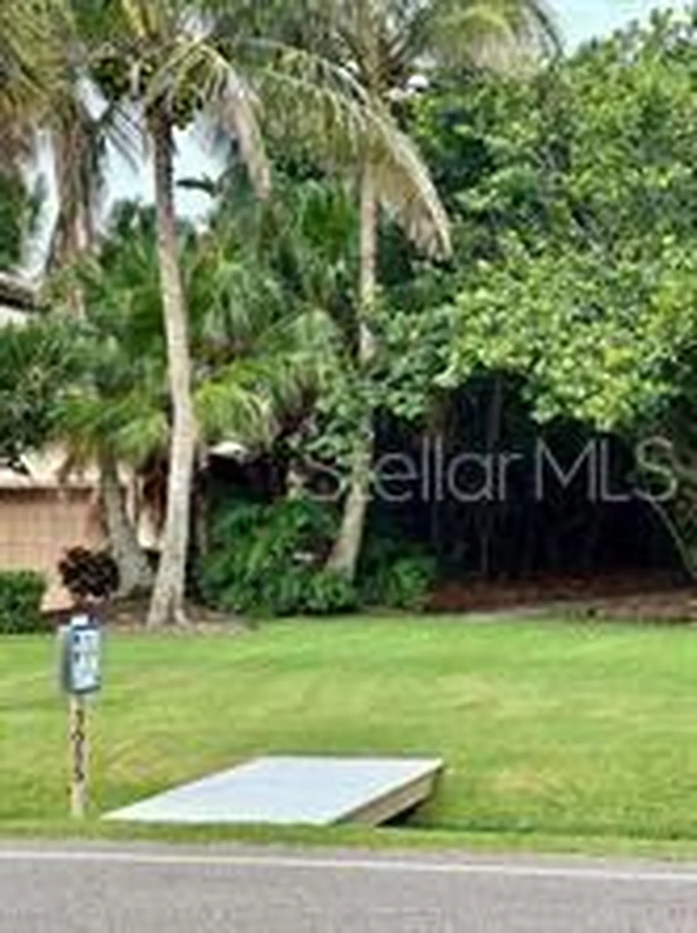 521 Neptune Avenue Longboat Key FL 34228