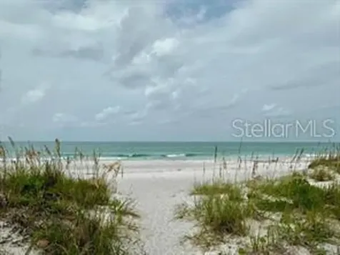 521 Neptune Avenue Longboat Key FL 34228