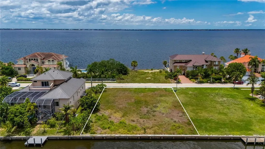 238 George Road SE Port Charlotte FL 33952