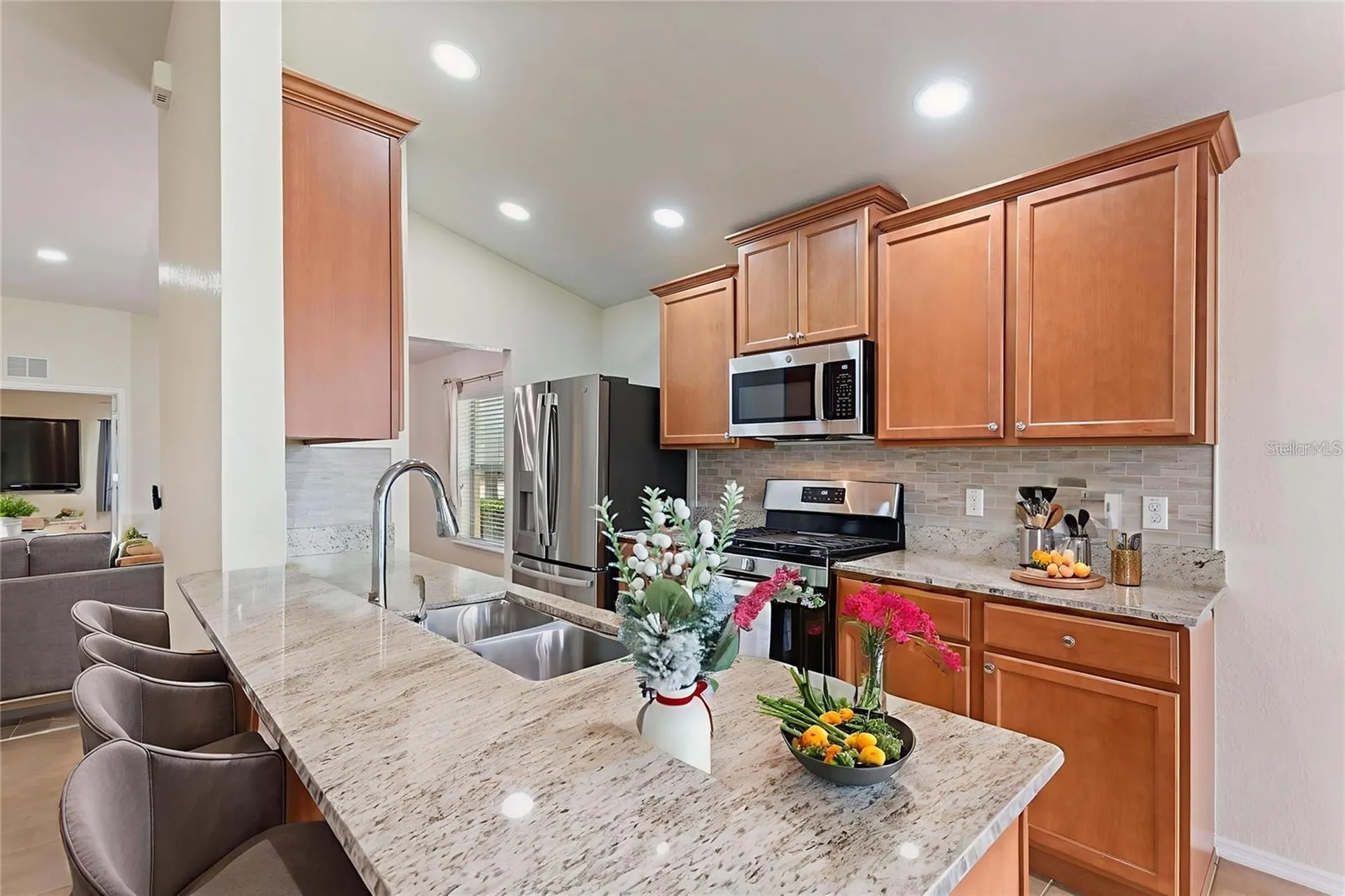 418 Del Sol Avenue Davenport FL 33837