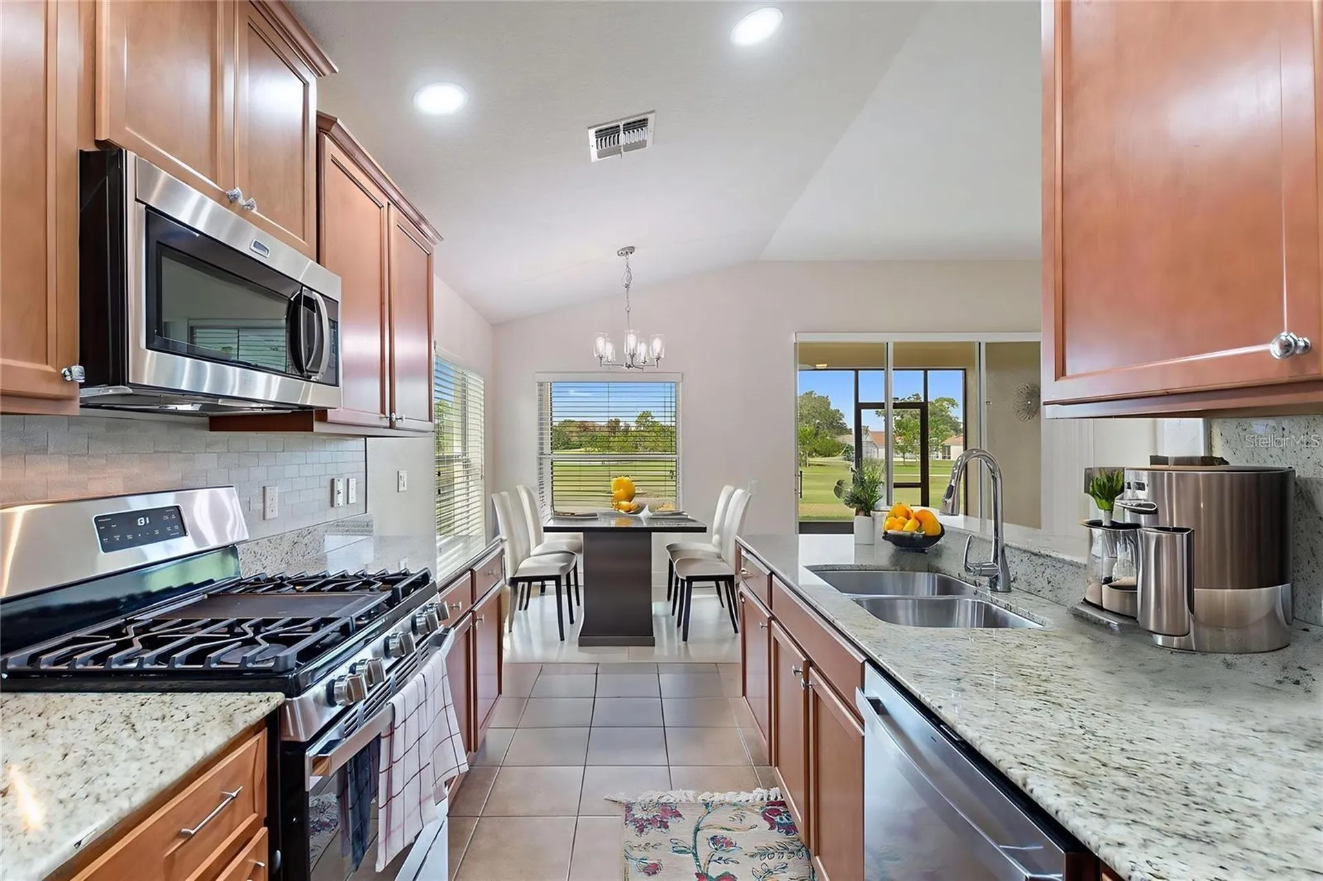 418 Del Sol Avenue Davenport FL 33837