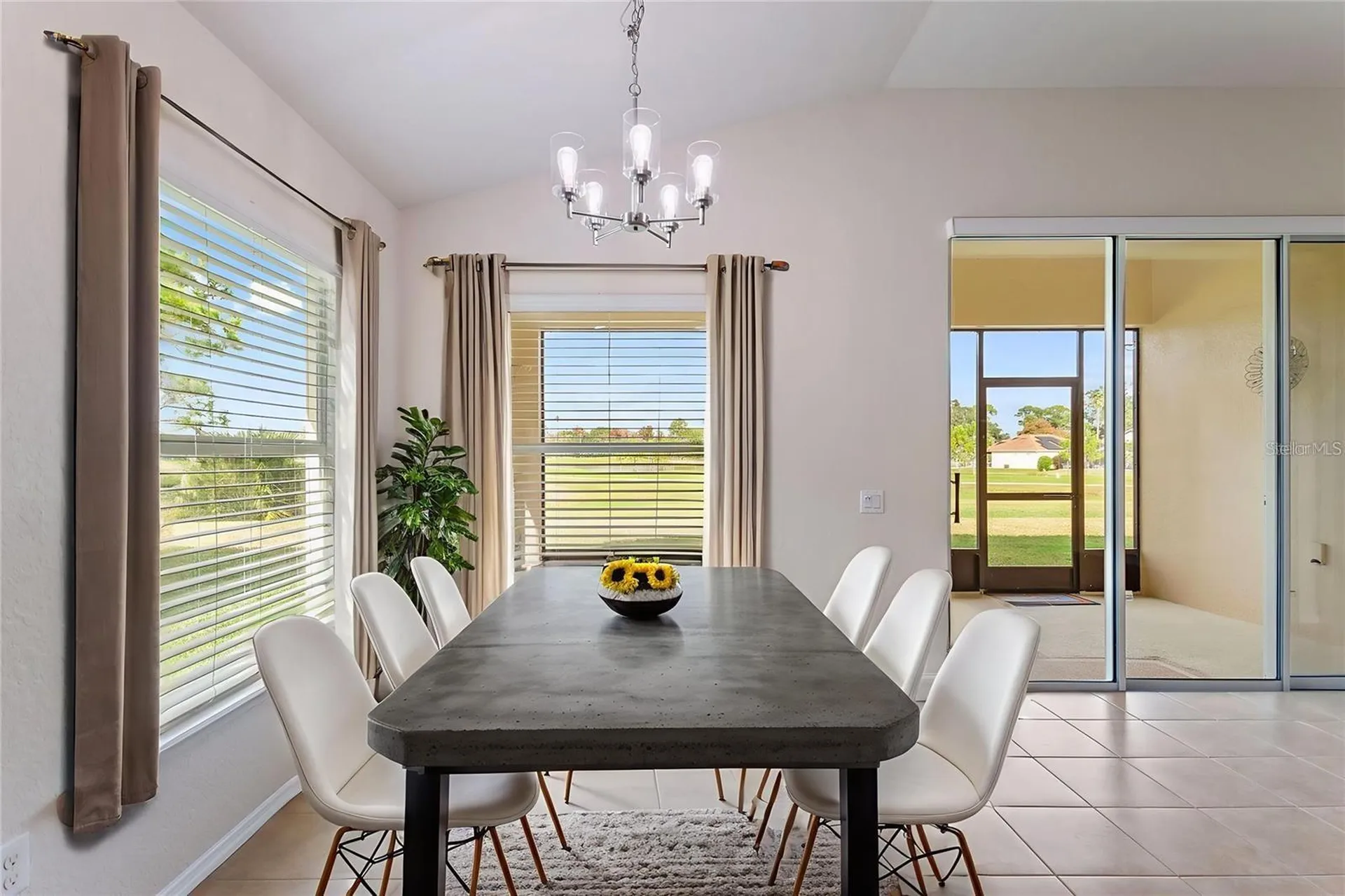 418 Del Sol Avenue Davenport FL 33837